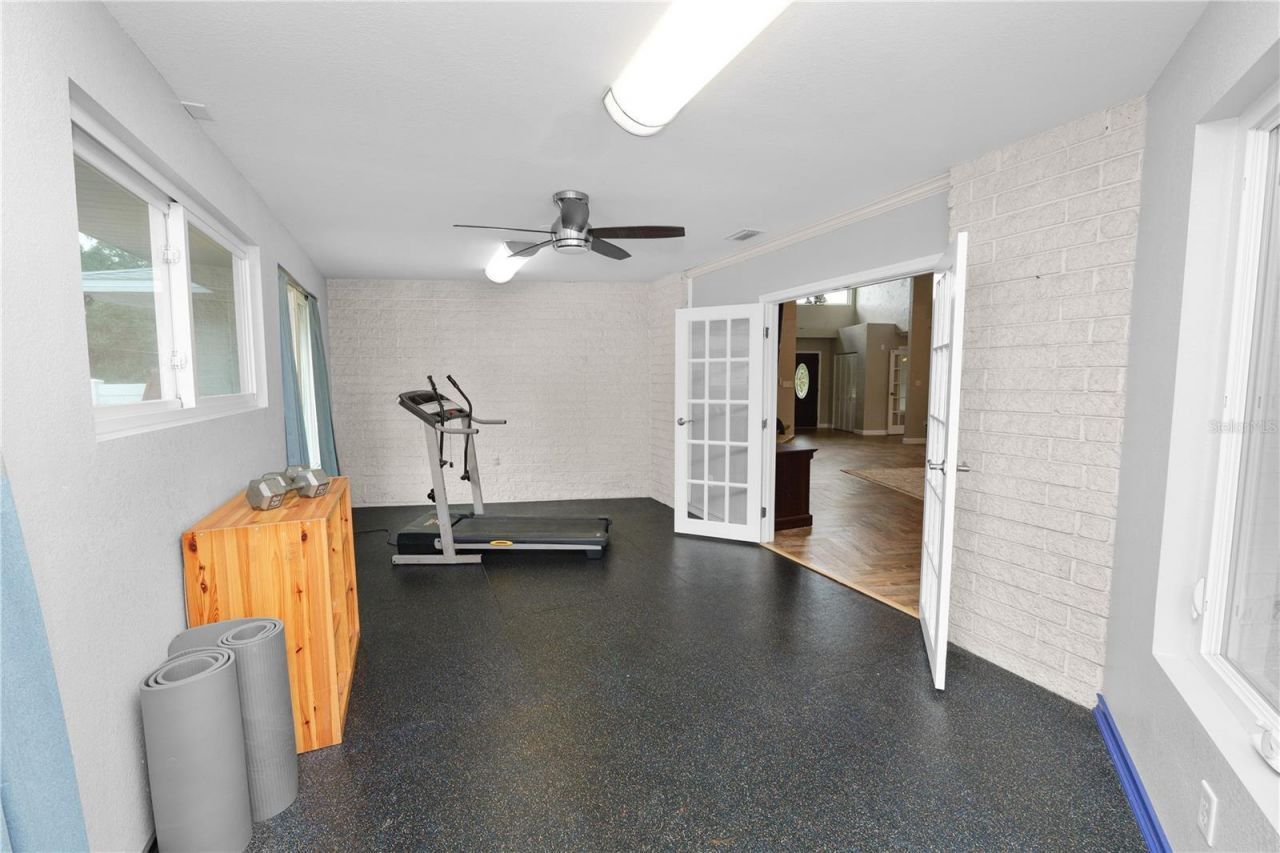 6230 Forestwood Drive W, Lakeland, FL 33811 Photo