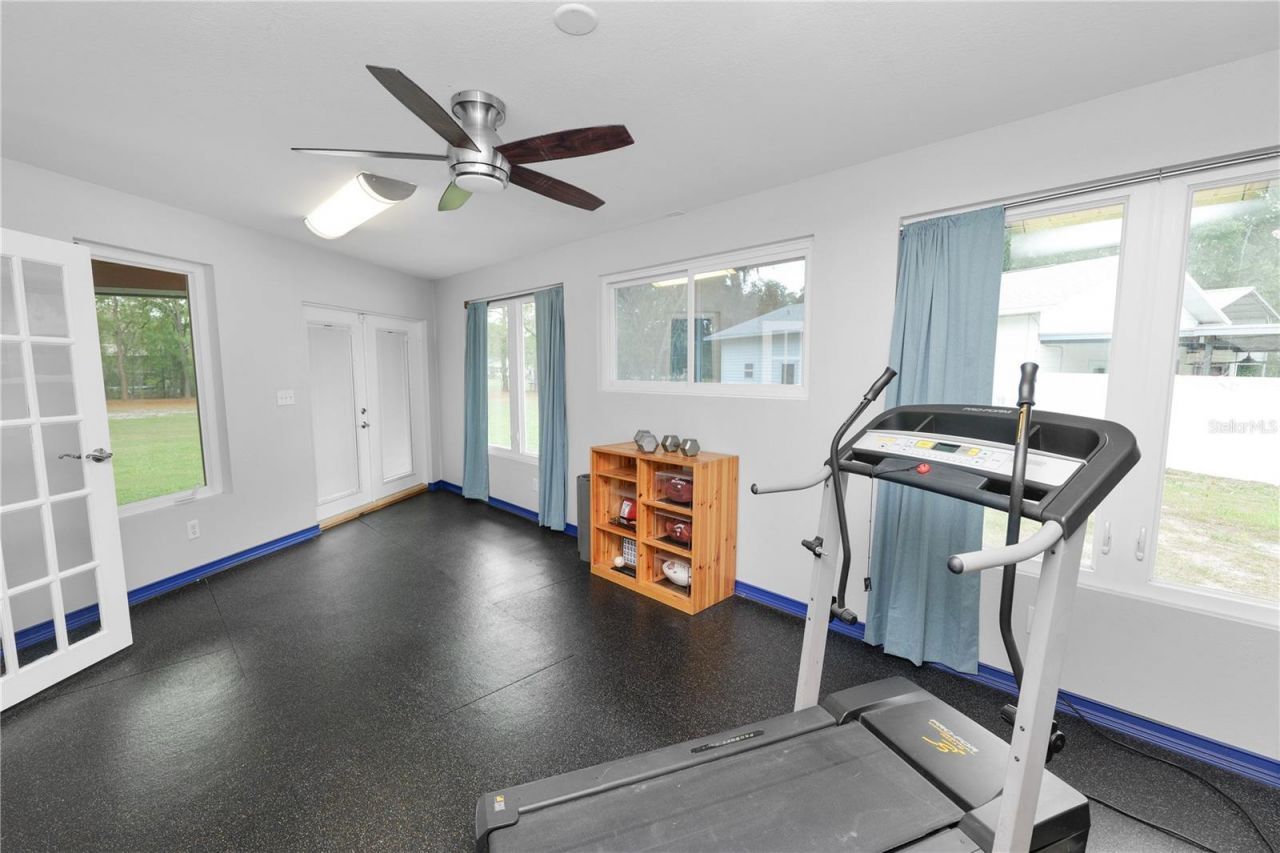 6230 Forestwood Drive W, Lakeland, FL 33811 Photo