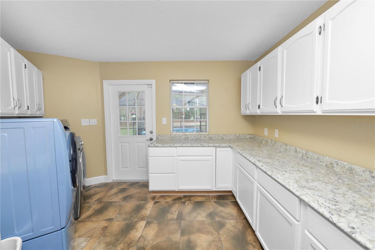 6230 Forestwood Drive W, Lakeland, FL 33811 Photo