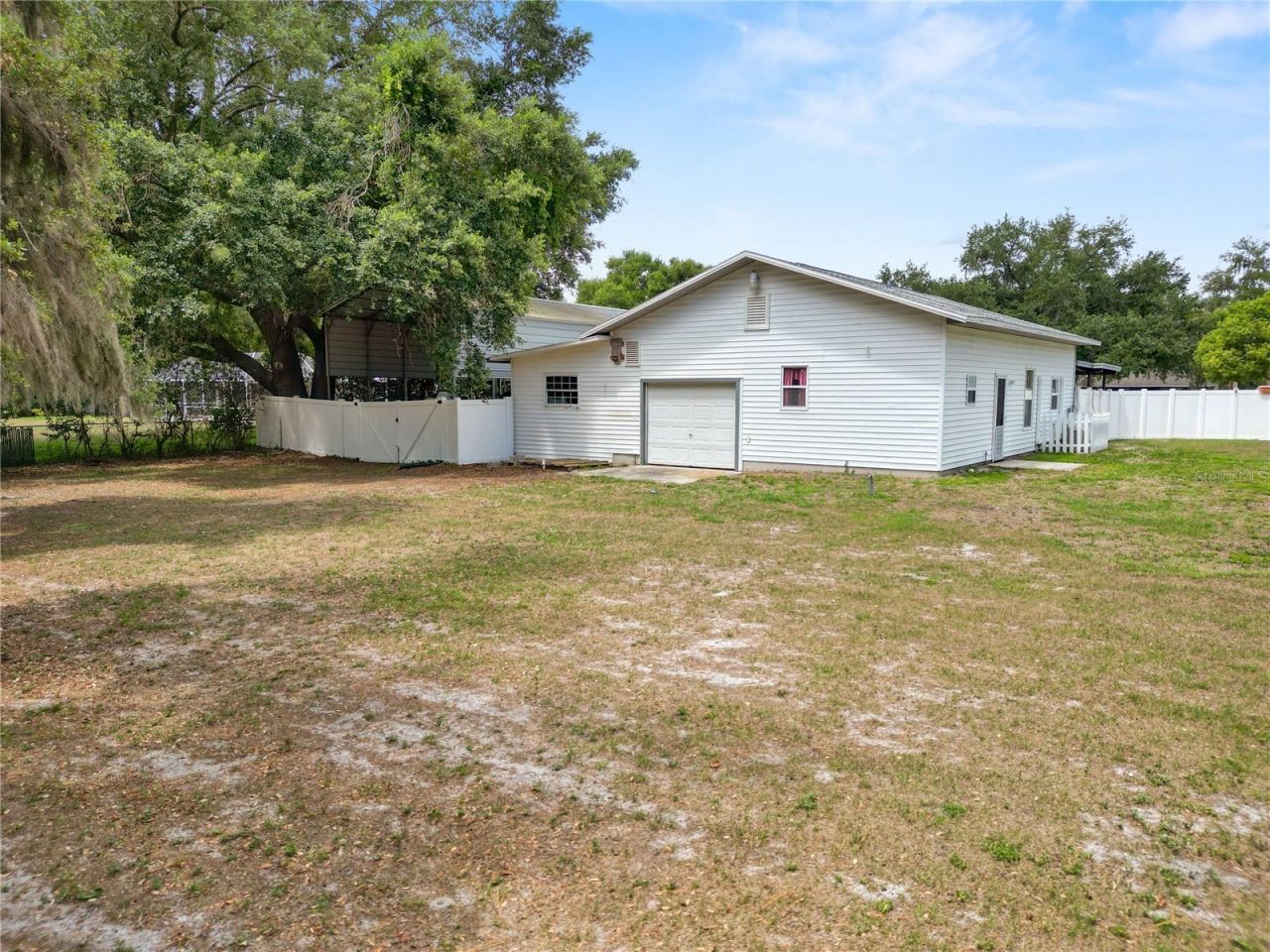 6230 Forestwood Drive W, Lakeland, FL 33811 Photo