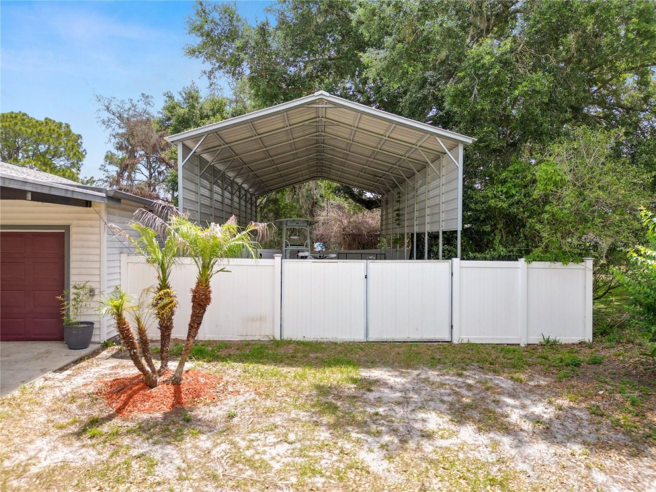 6230 Forestwood Drive W, Lakeland, FL 33811 Photo