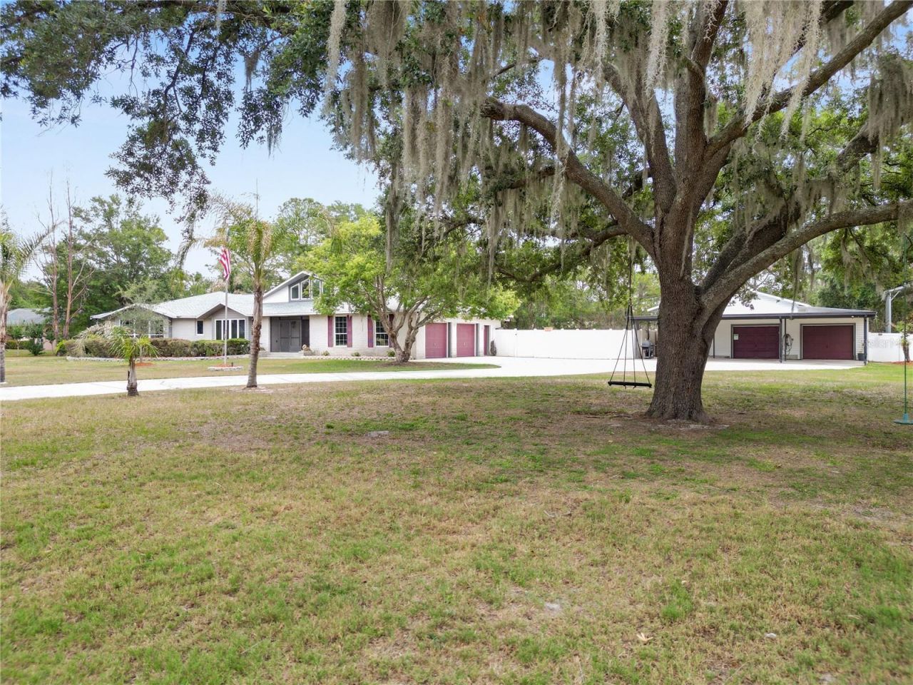 6230 Forestwood Drive W, Lakeland, FL 33811 Photo