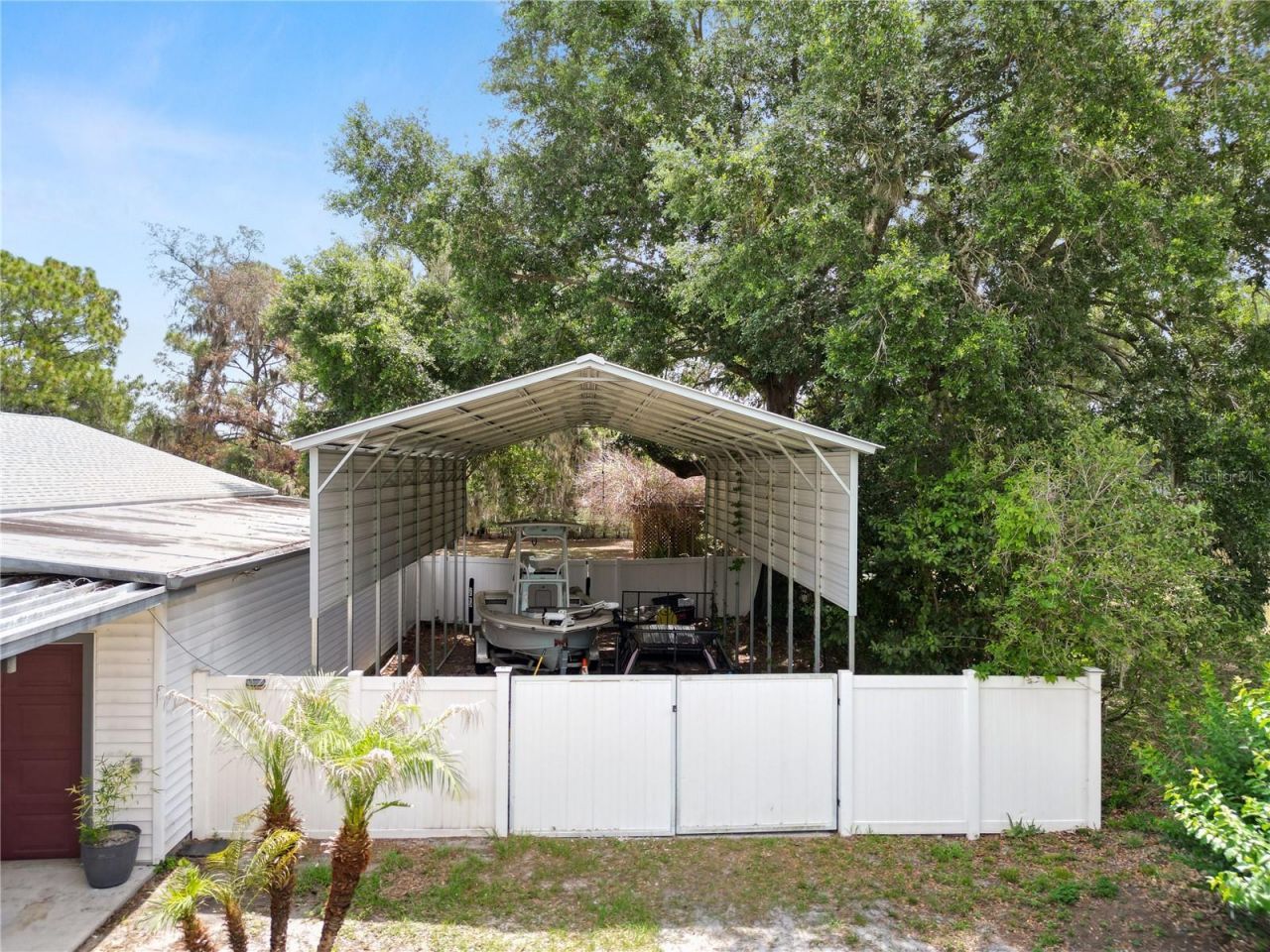 6230 Forestwood Drive W, Lakeland, FL 33811 Photo
