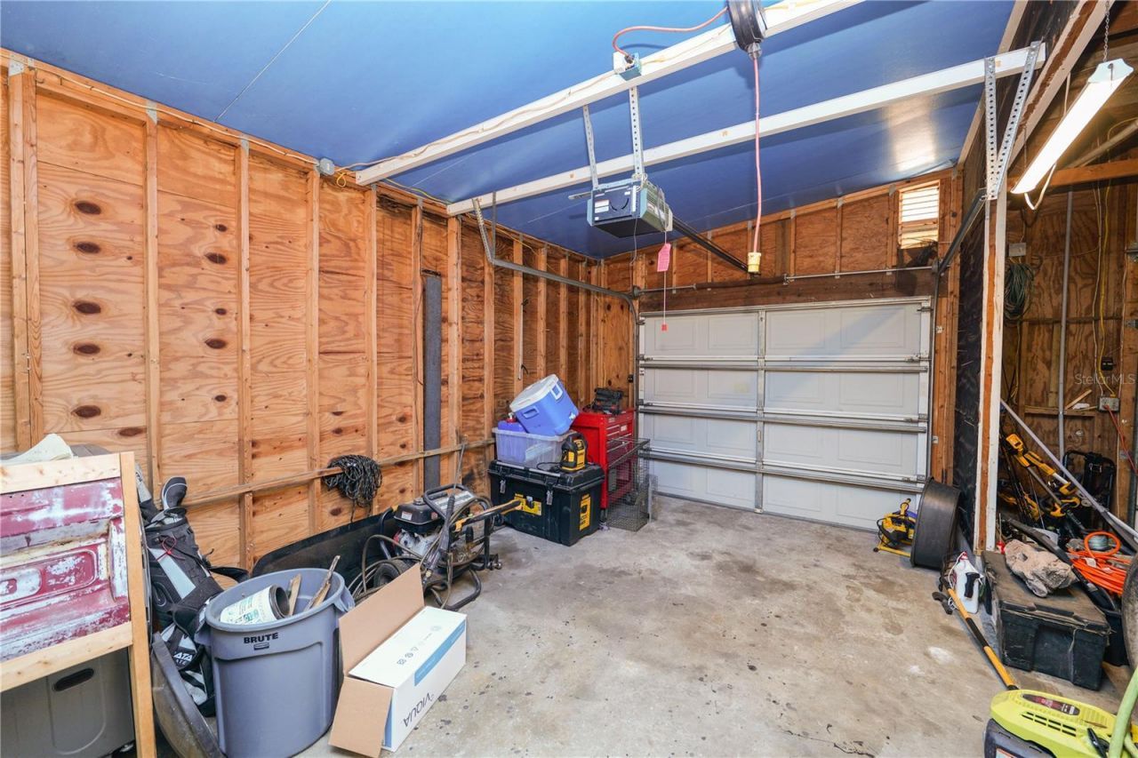 6230 Forestwood Drive W, Lakeland, FL 33811 Photo