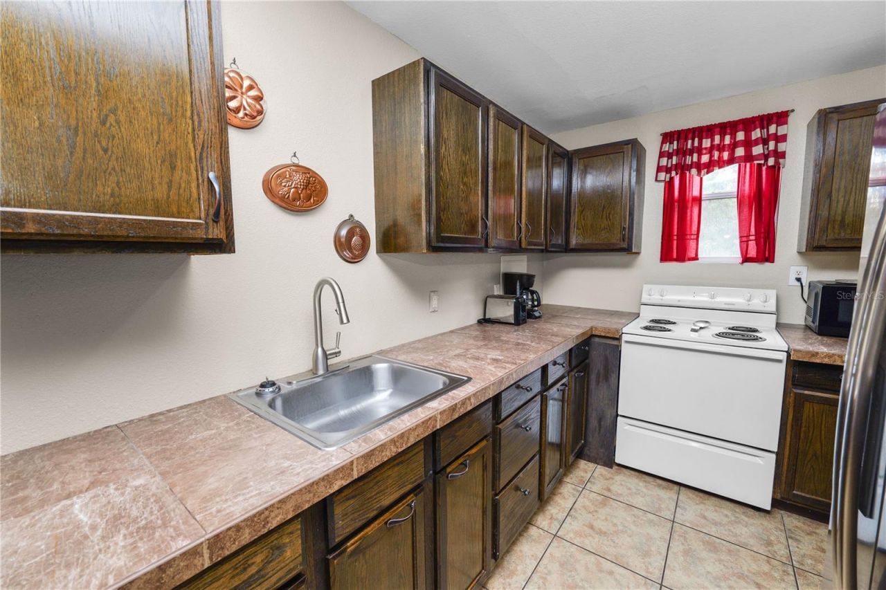 6230 Forestwood Drive W, Lakeland, FL 33811 Photo