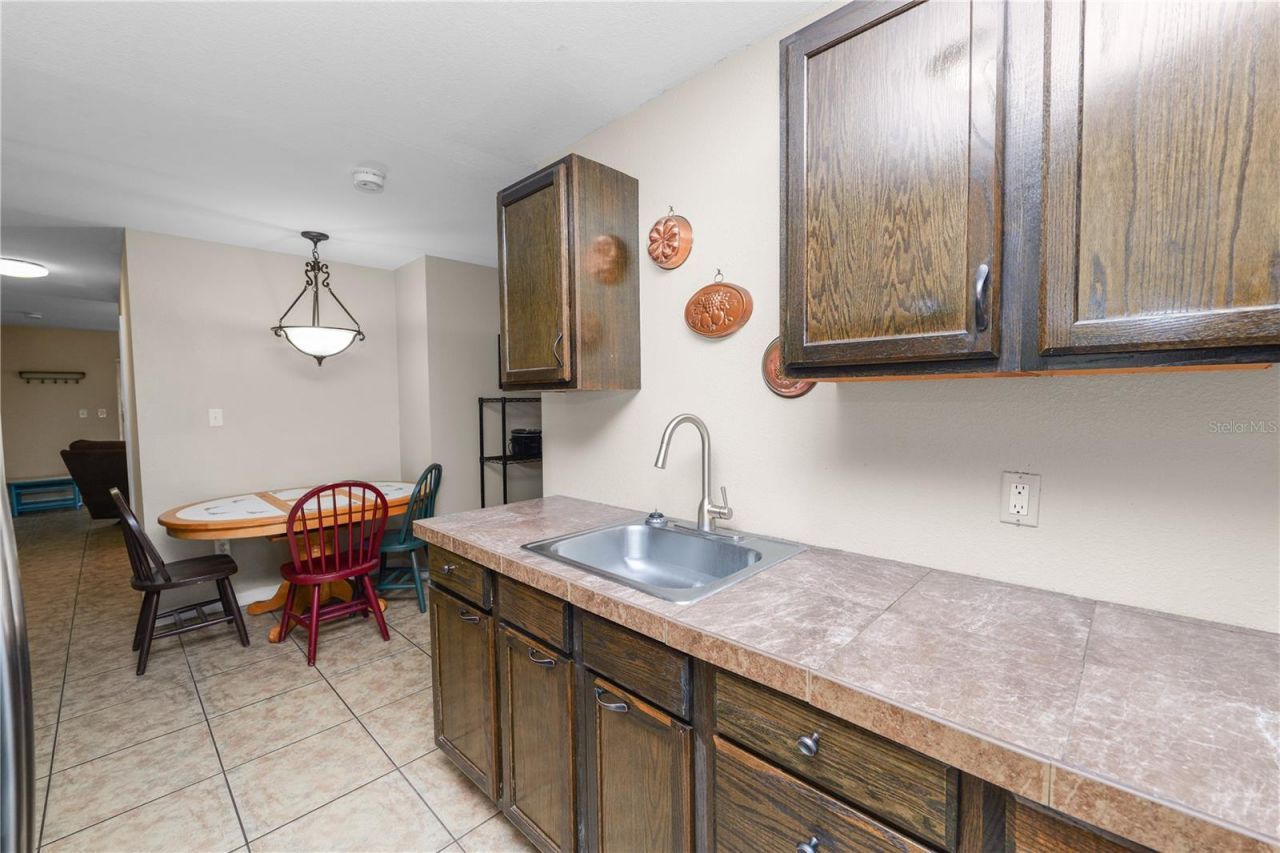 6230 Forestwood Drive W, Lakeland, FL 33811 Photo