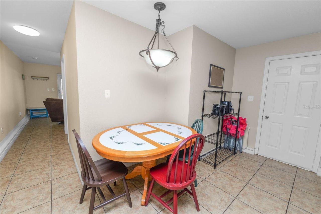 6230 Forestwood Drive W, Lakeland, FL 33811 Photo