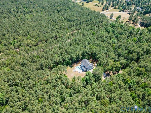 9101 Beaver Bridge Road, Moseley, VA 23120