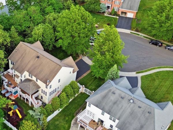 2780 HONEYSUCKLE LANE, HUNTINGDON VALLEY, PA 19006