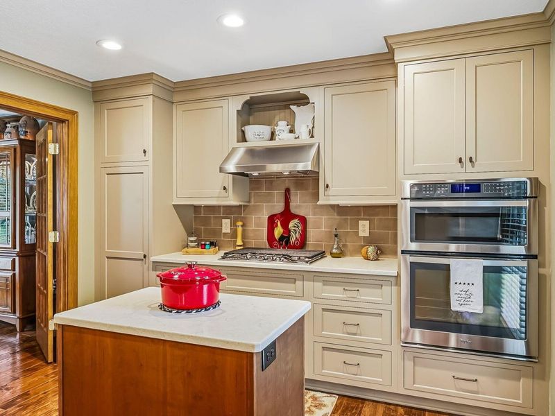7691 Godfrey Circle , Reynoldsburg, OH 43068 Photo 11