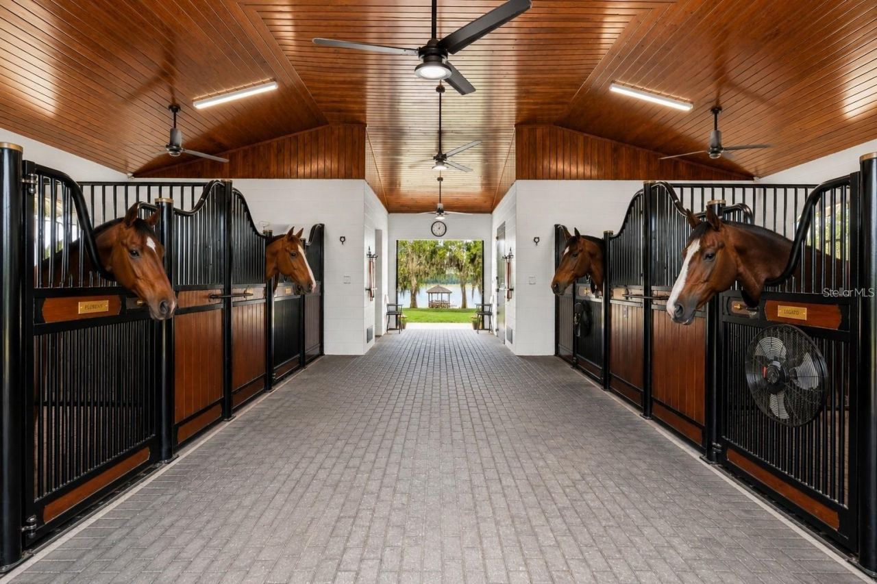 000 Lake Mills Road , Oviedo, FL 32766 Photo
