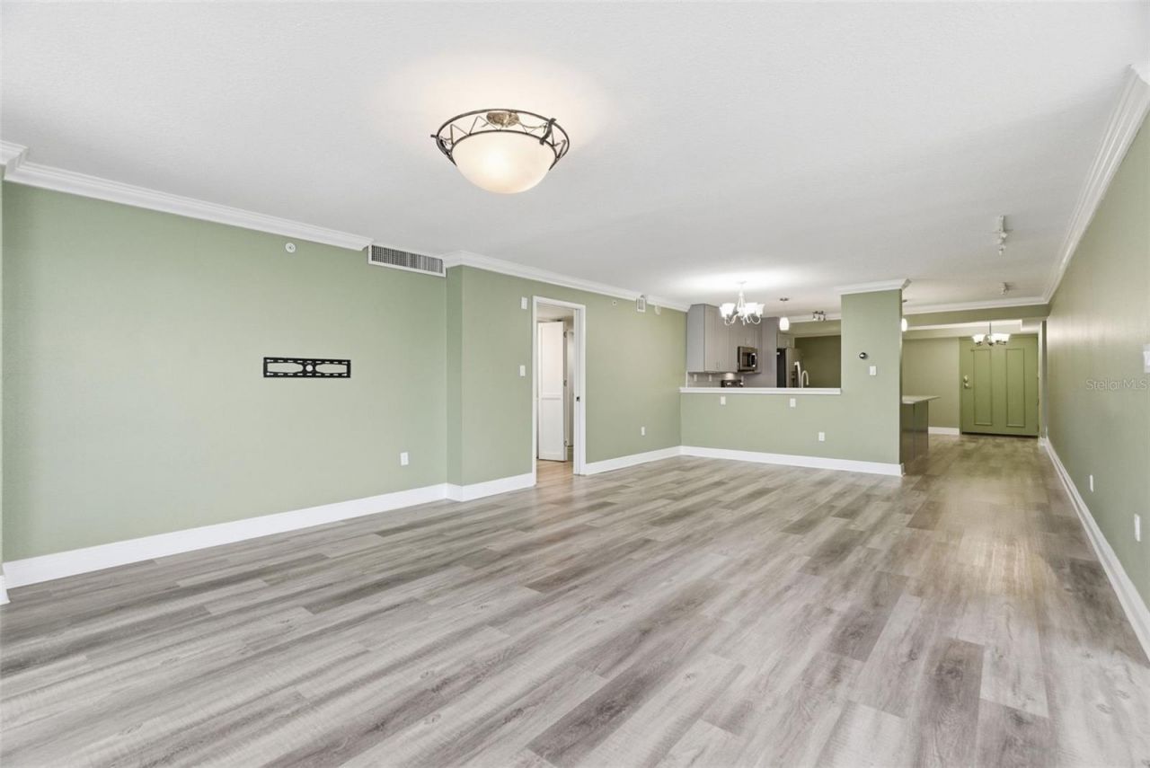 2413 Bayshore Boulevard, Unit 1004, Tampa, FL 33629 Photo