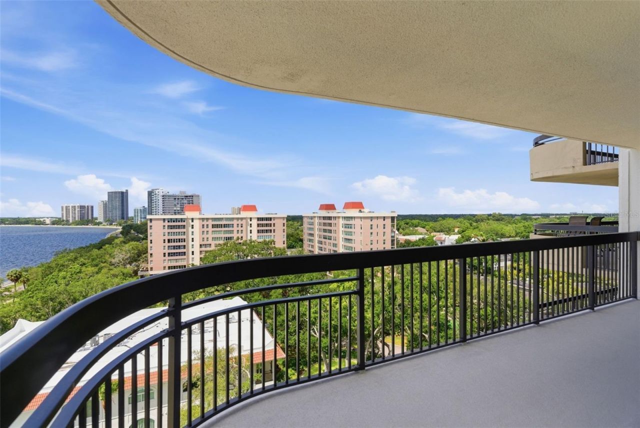 2413 Bayshore Boulevard, Unit 1004, Tampa, FL 33629 Photo