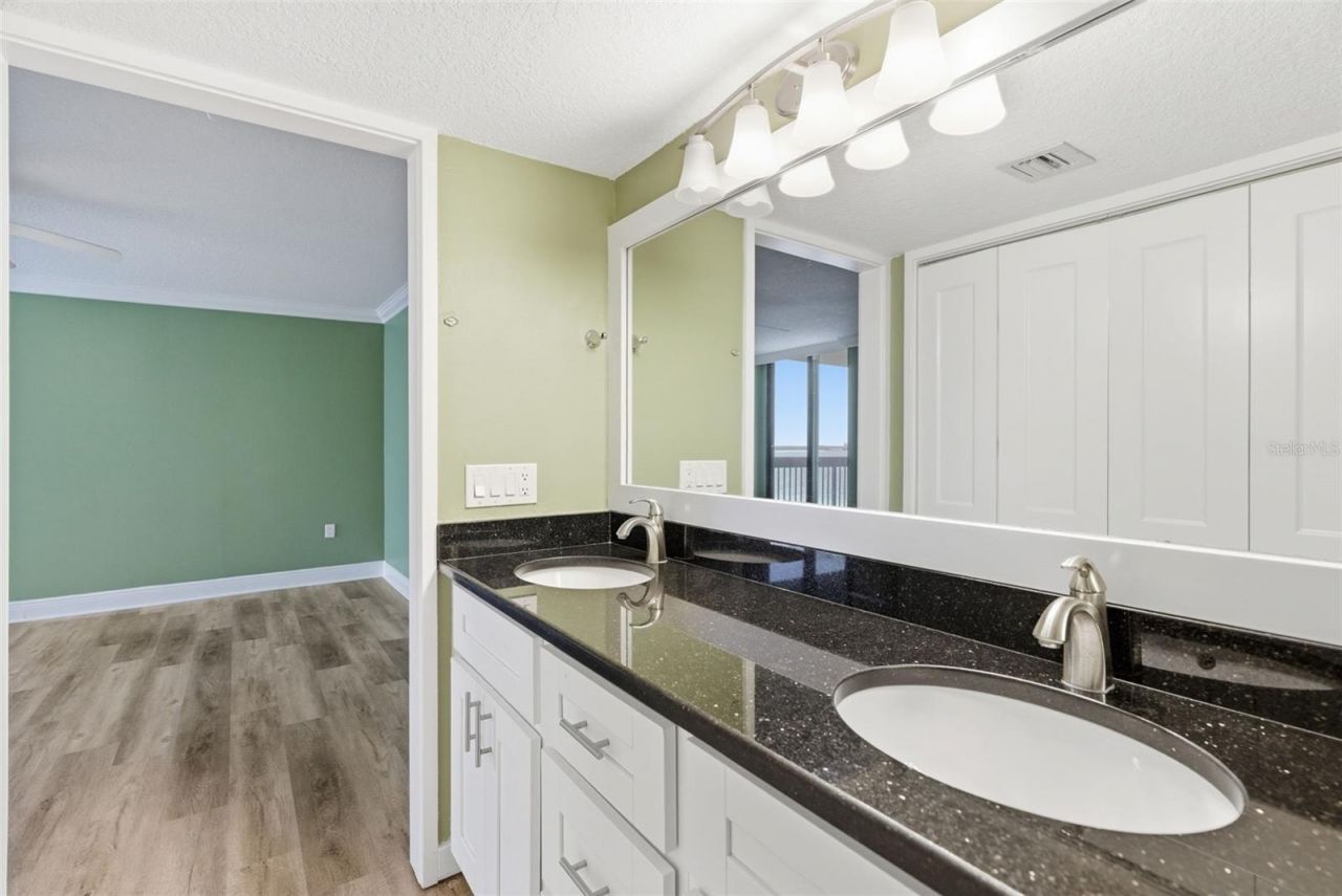 2413 Bayshore Boulevard, Unit 1004, Tampa, FL 33629 Photo