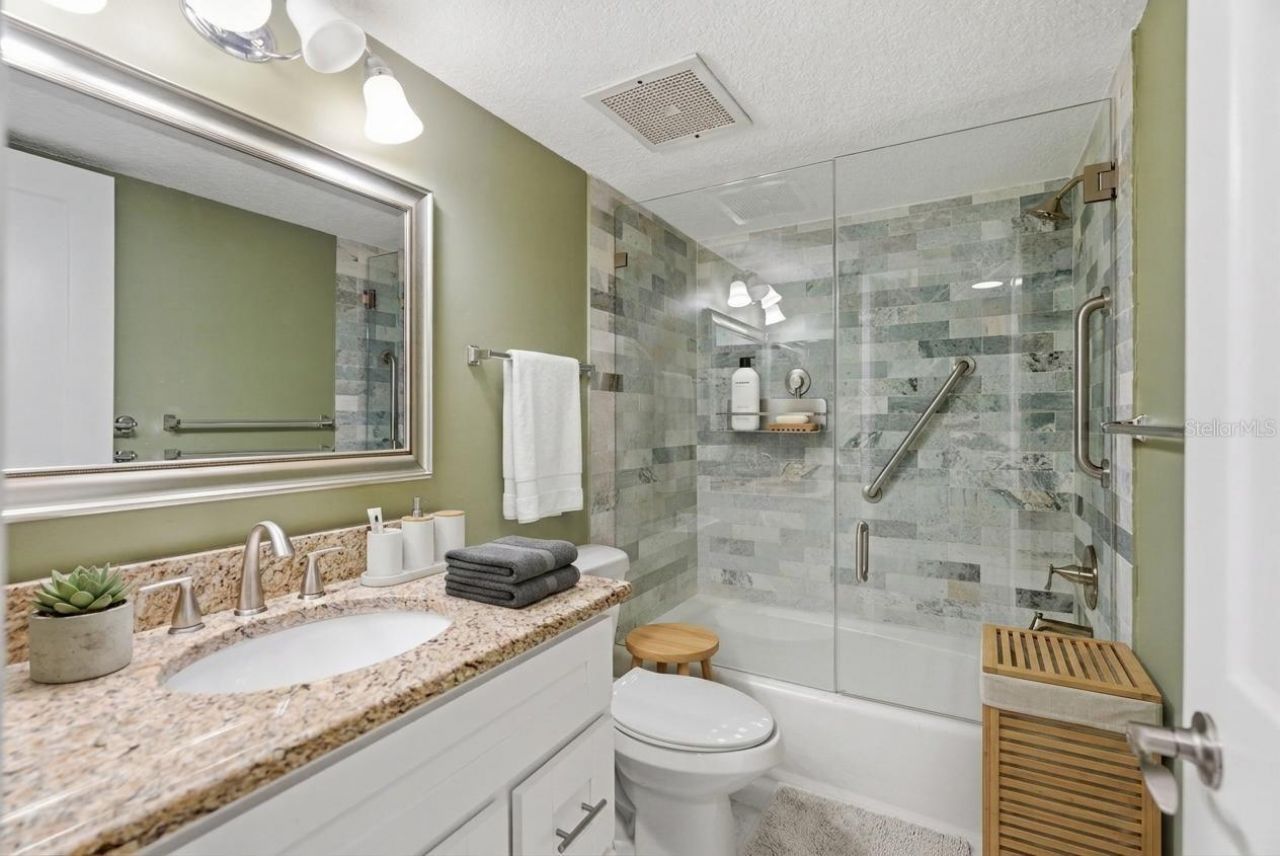 2413 Bayshore Boulevard, Unit 1004, Tampa, FL 33629 Photo