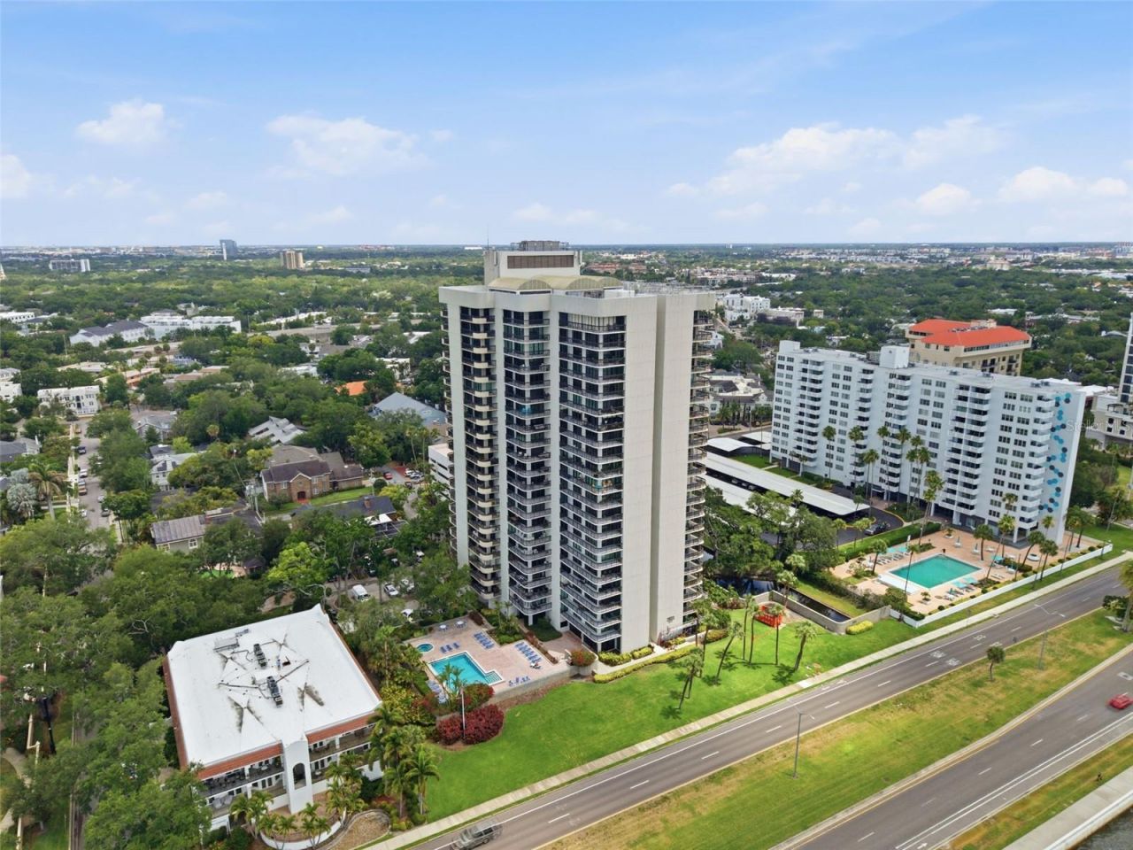 2413 Bayshore Boulevard, Unit 1004, Tampa, FL 33629 Photo