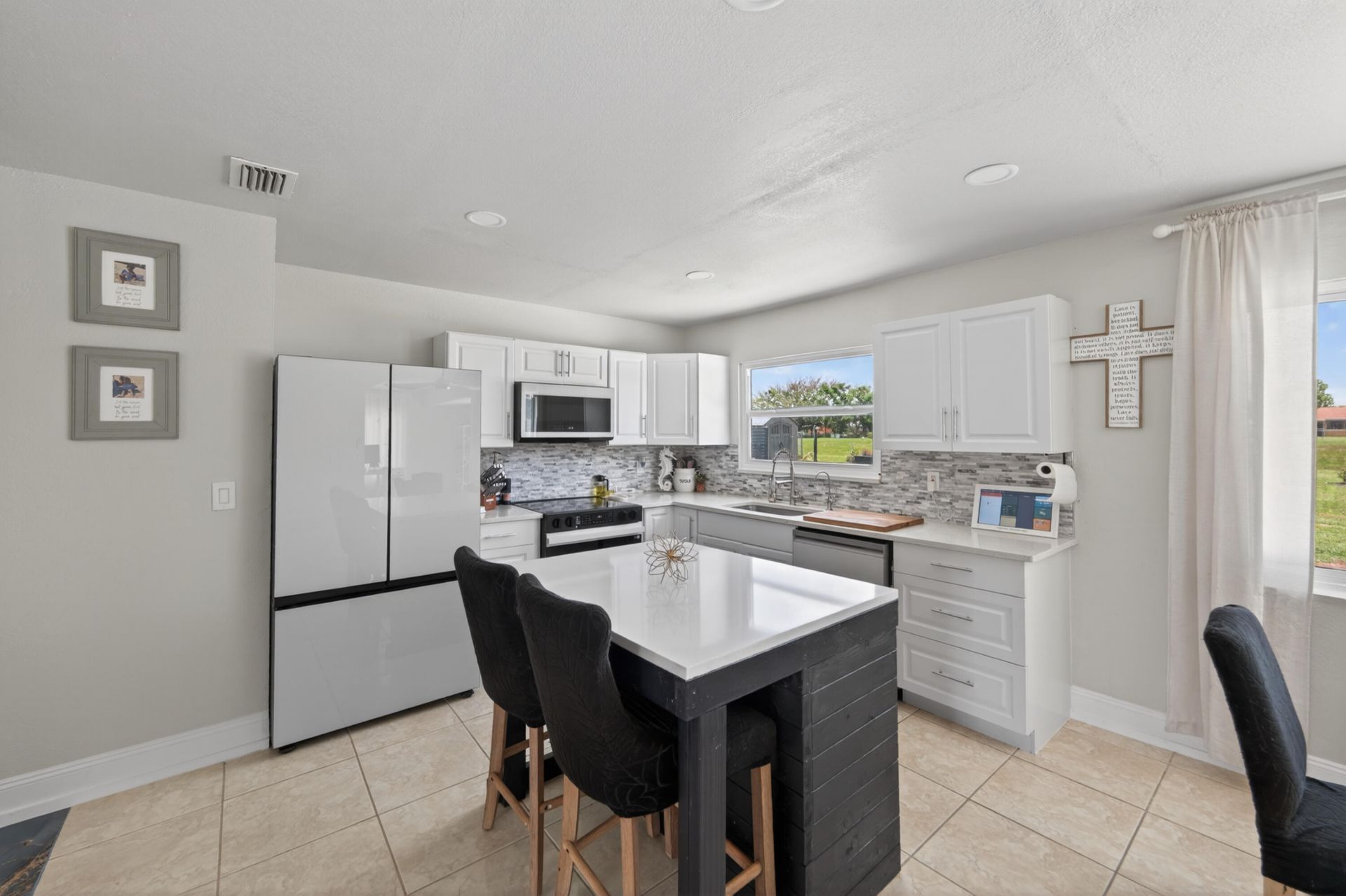 264 SW Cherryhill Road, Port Saint Lucie, FL 34953 Photo