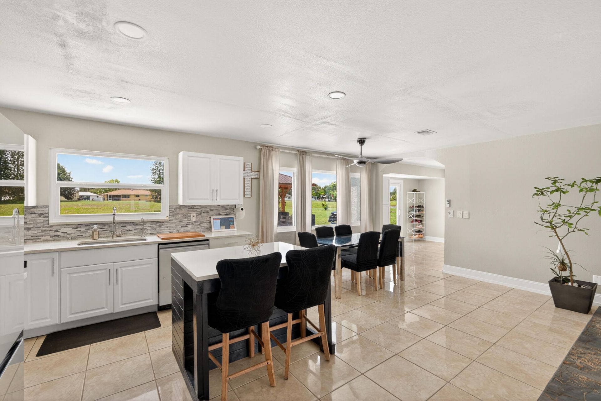 264 SW Cherryhill Road, Port Saint Lucie, FL 34953 Photo