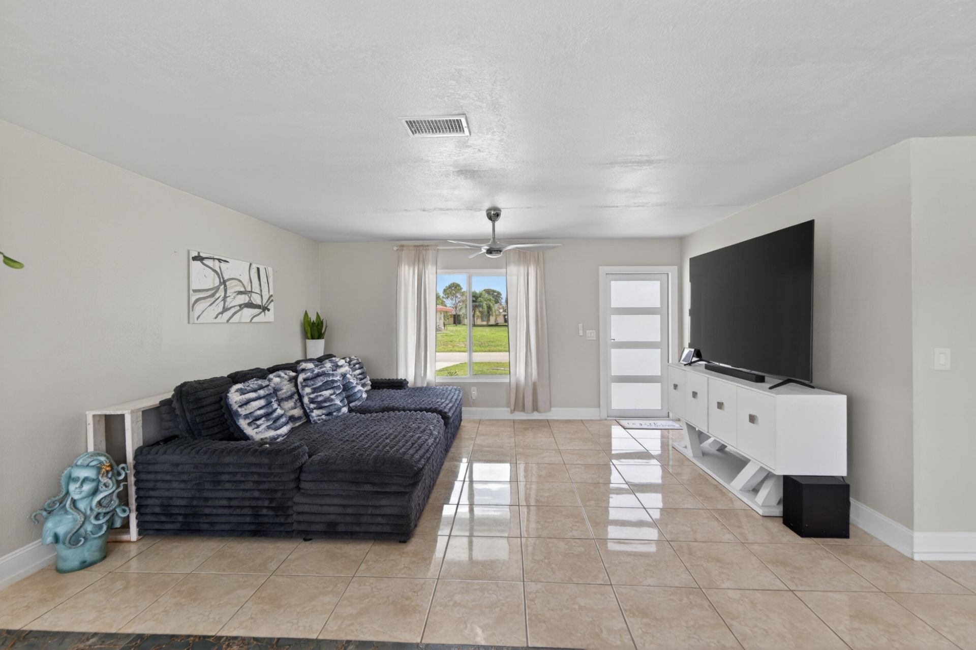 264 SW Cherryhill Road, Port Saint Lucie, FL 34953 Photo