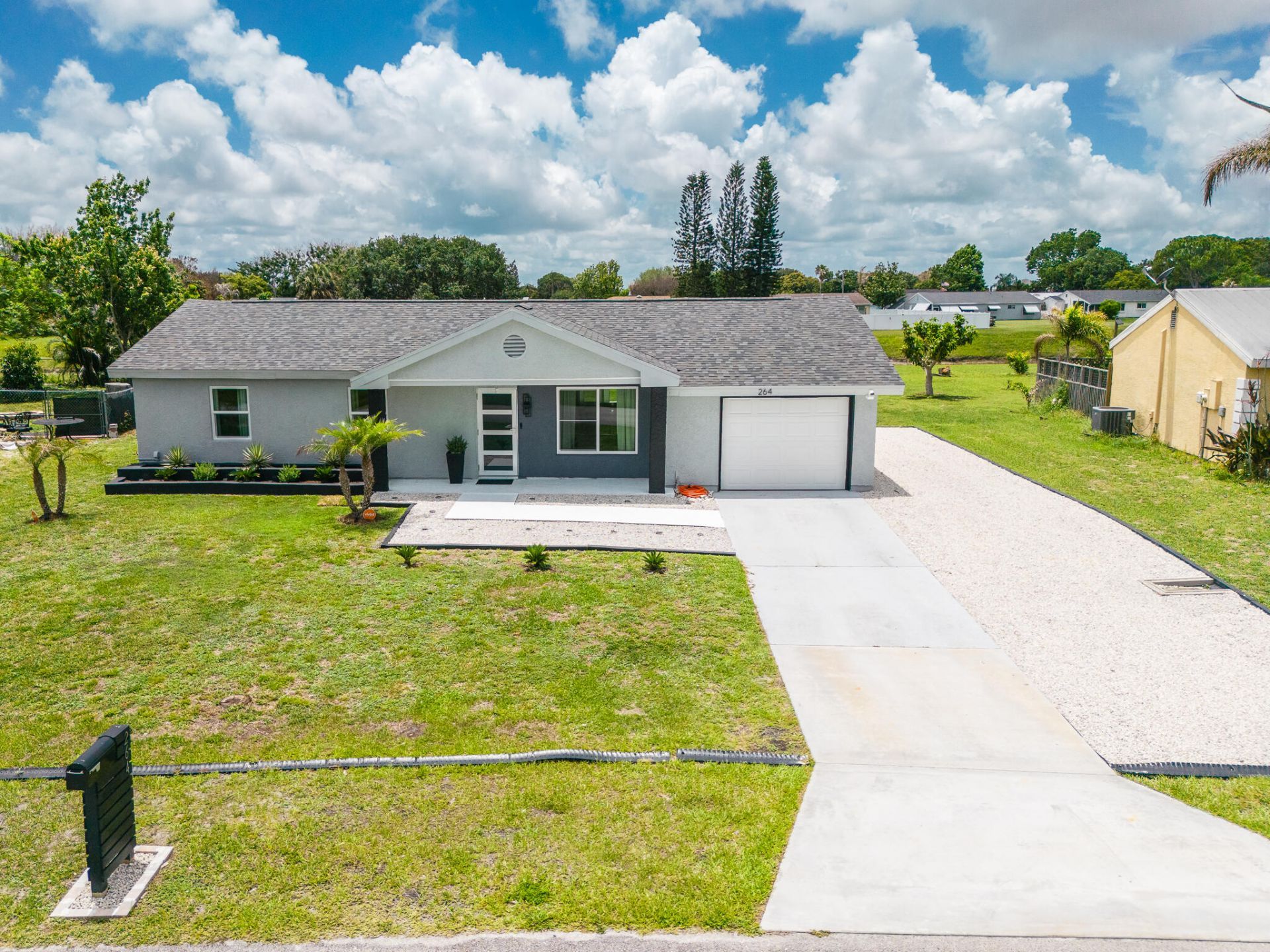 264 SW Cherryhill Road, Port Saint Lucie, FL 34953 Photo