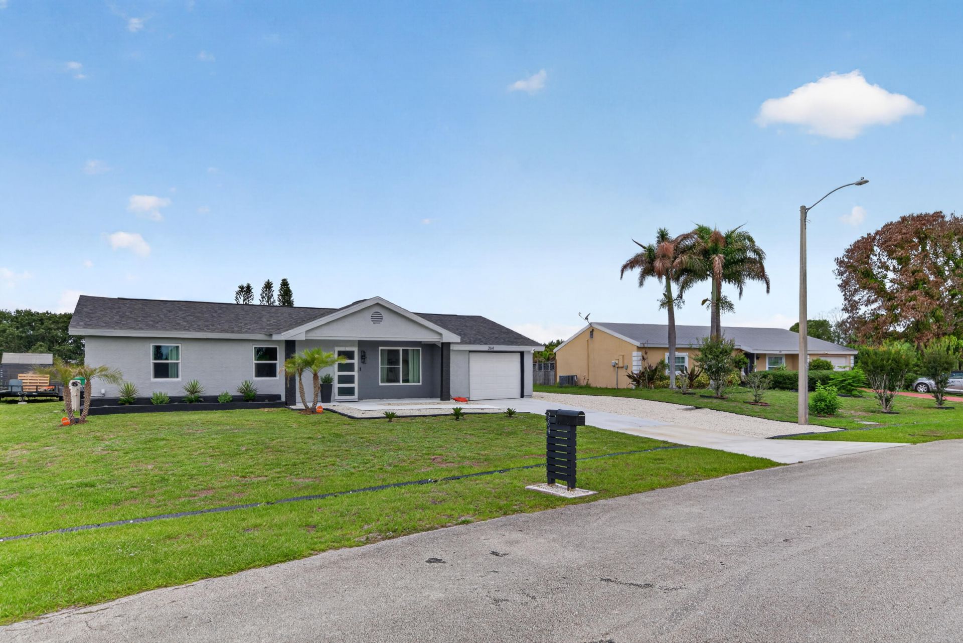 264 SW Cherryhill Road, Port Saint Lucie, FL 34953 Photo
