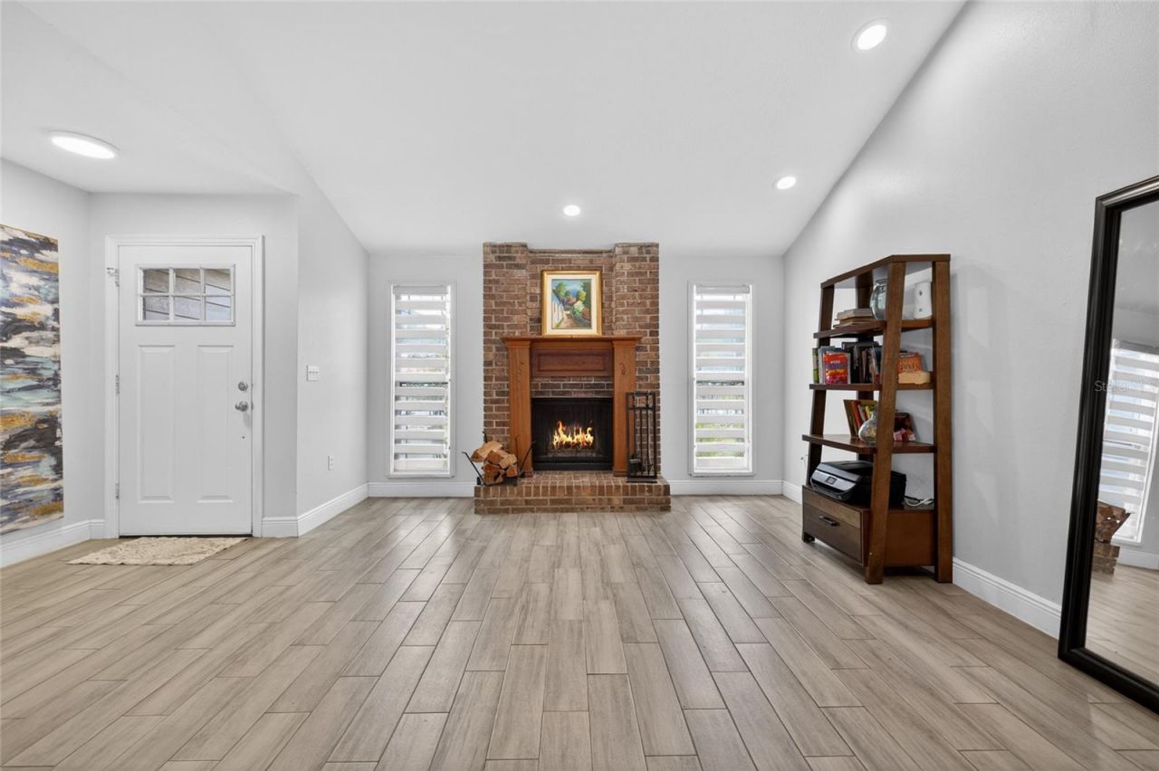 11207 Fireside Drive , Tampa, FL 33625 Photo