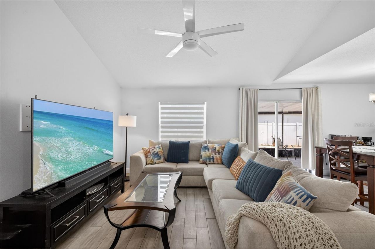 11207 Fireside Drive , Tampa, FL 33625 Photo