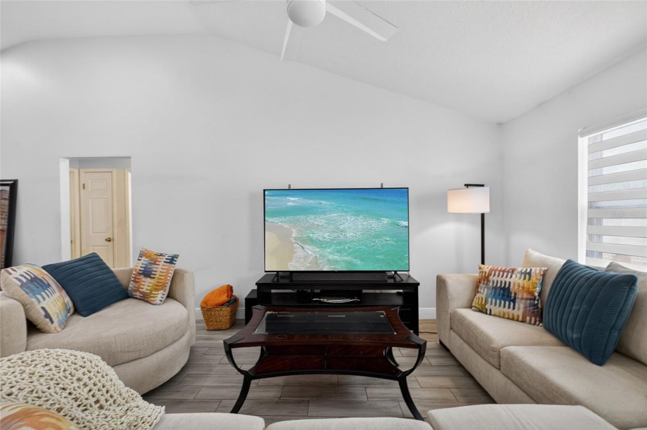 11207 Fireside Drive , Tampa, FL 33625 Photo