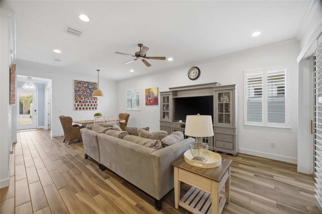 725 Winterside Drive , Apollo Beach, FL 33572 Photo