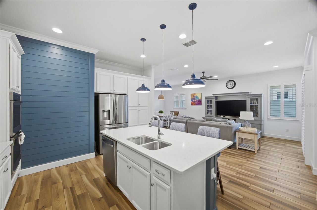 725 Winterside Drive , Apollo Beach, FL 33572 Photo