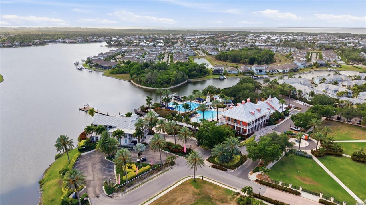 725 Winterside Drive , Apollo Beach, FL 33572 Photo