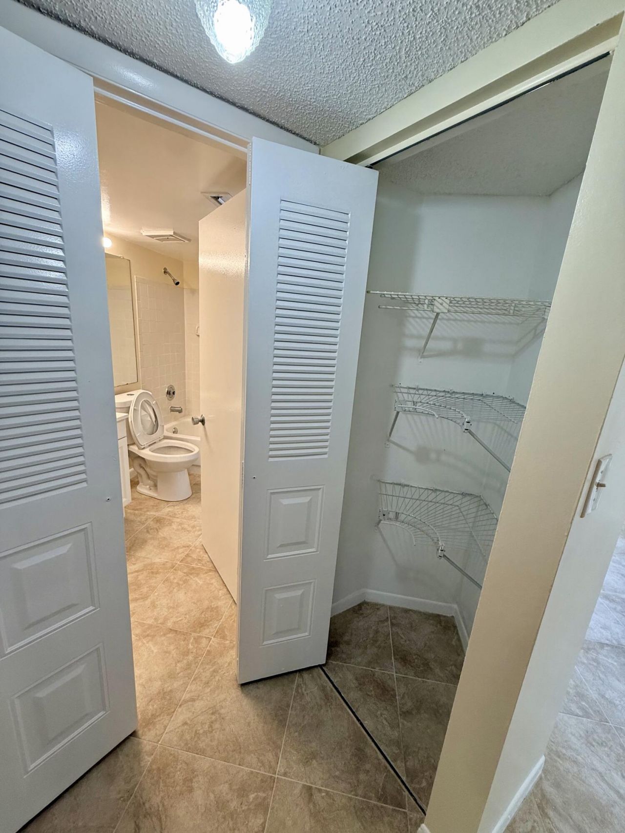 1142 Coral Club Drive, Unit 1142, Coral Springs, FL 33071 Photo