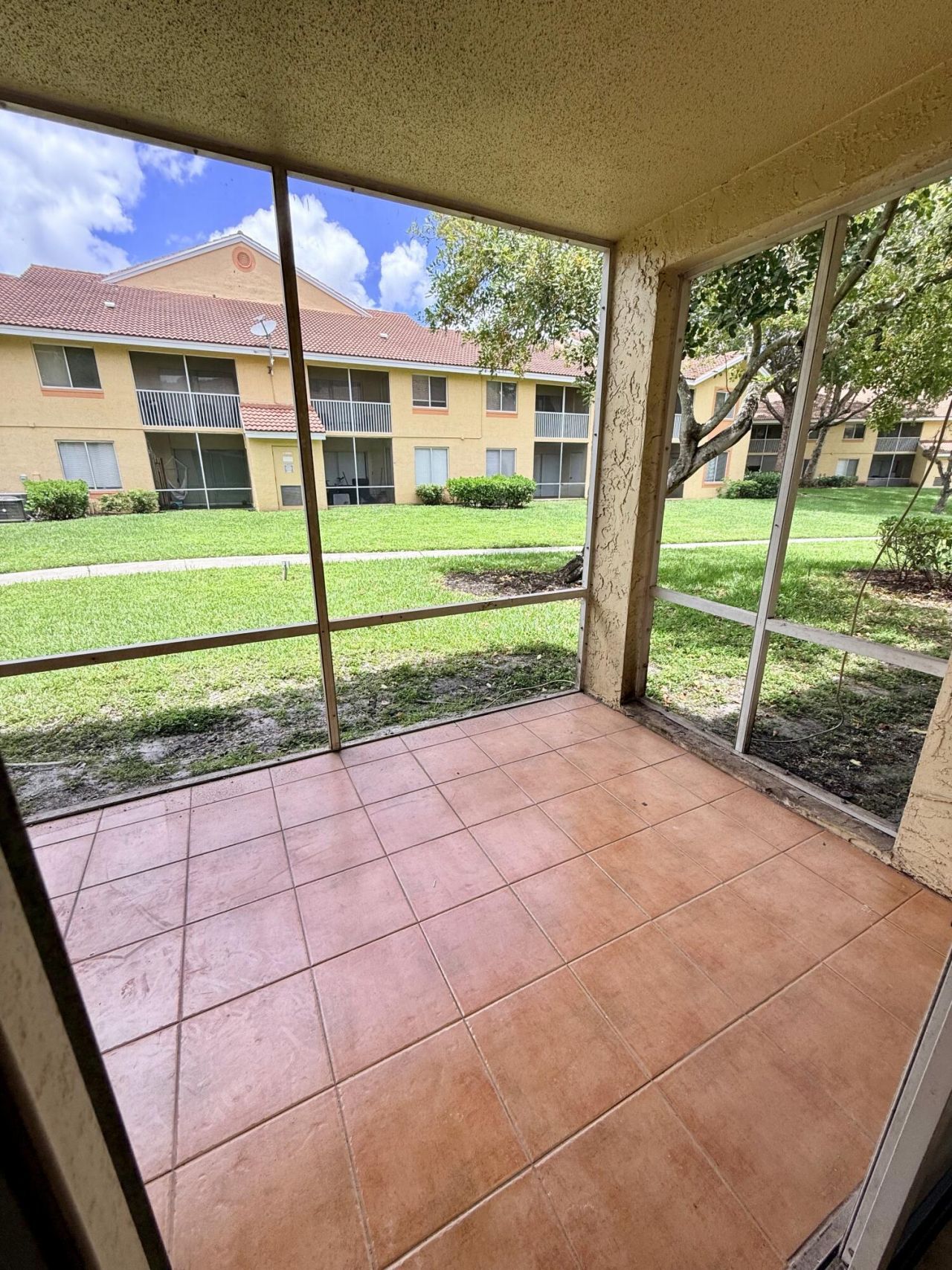 1142 Coral Club Drive, Unit 1142, Coral Springs, FL 33071 Photo