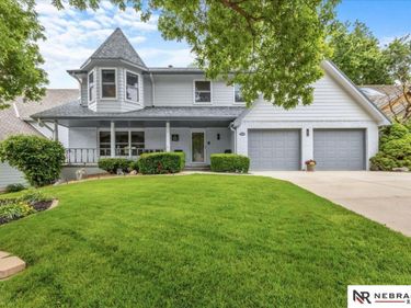 10310 Washington Drive , Omaha, NE 68127