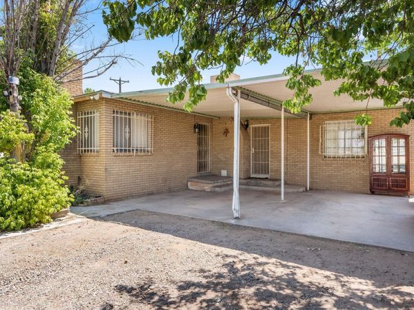 408 Pennsylvania Street NE, Albuquerque, NM 87108