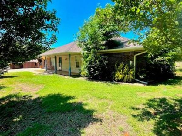 1829 Ranchwood Drive, Newcastle, OK 73065