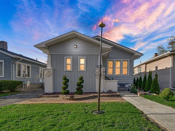 231 Conkey Street, Hammond, IN 46320