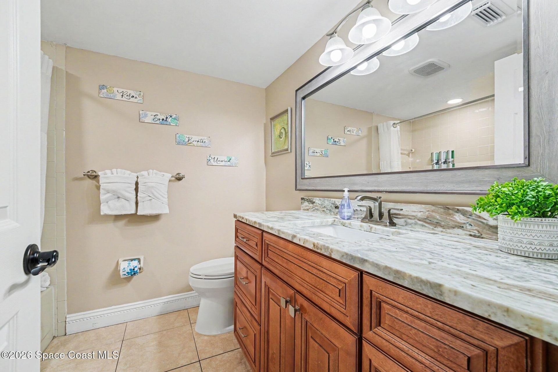 1000 N Atlantic Avenue , Unit 215, Cocoa Beach, FL 32931 Photo