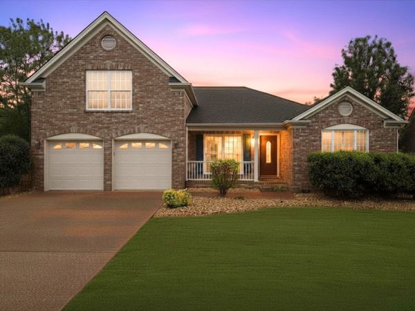 8225 Canoe Court, Nashville, TN 37221