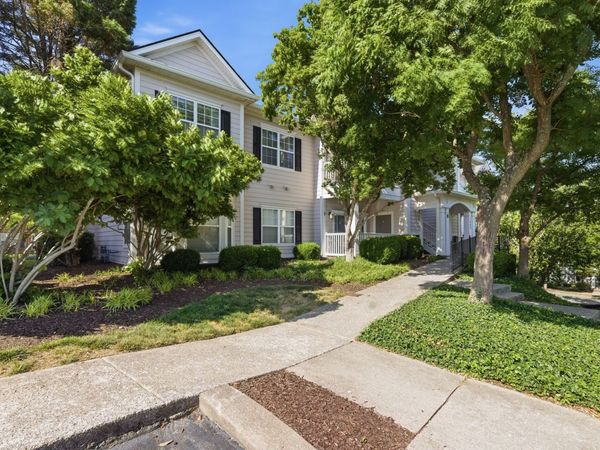 7003 Lenox Village Drive , Unit B9, Nashville, TN 37211