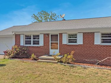 712 FREDERICKS HALL RD , Bumpass, VA 23024