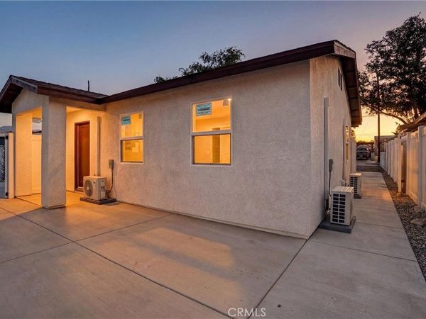 1021 Columbia, Unit 2, Redlands, CA 92374