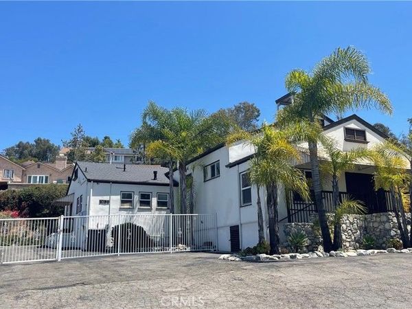 1050 S Santa Fe, Vista, CA 92084