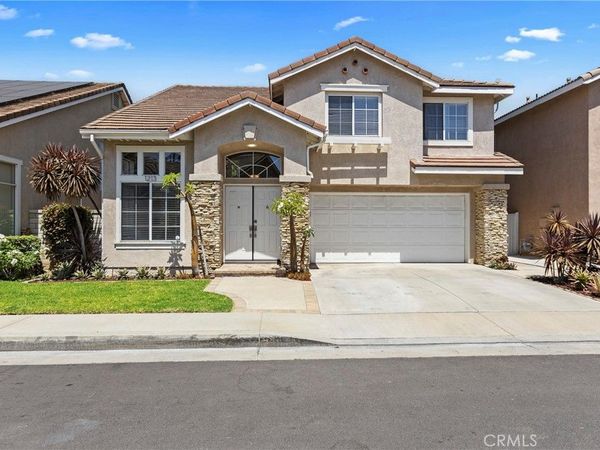 1213 E Sunflower, Orange, CA 92866