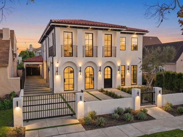 160 N Stanley Drive, Beverly Hills, CA 90211