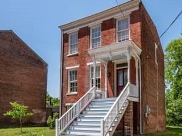 247 Grove Avenue, Petersburg, VA 23803