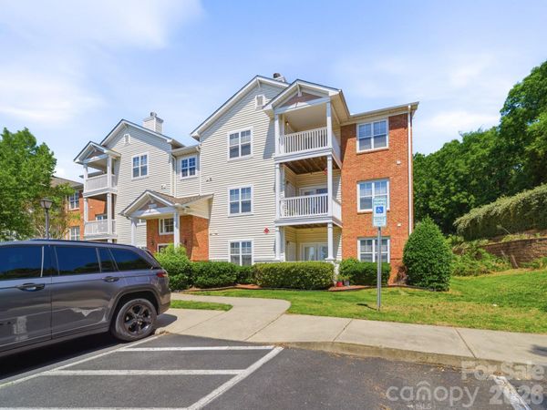 9976 Hyde Glen Court , Charlotte, NC 28262