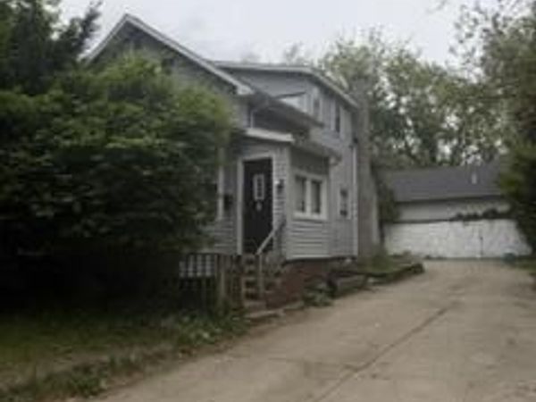 108 Hutchinson Street, Kalamazoo, MI 49001