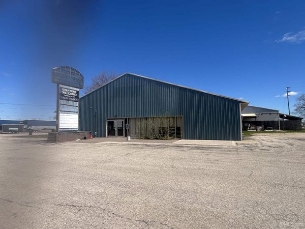 1930 N Lincoln Road, Escanaba, MI 49829
