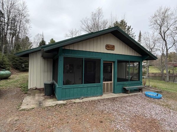 6803 Willet Lane, Republic Twp, MI 49879